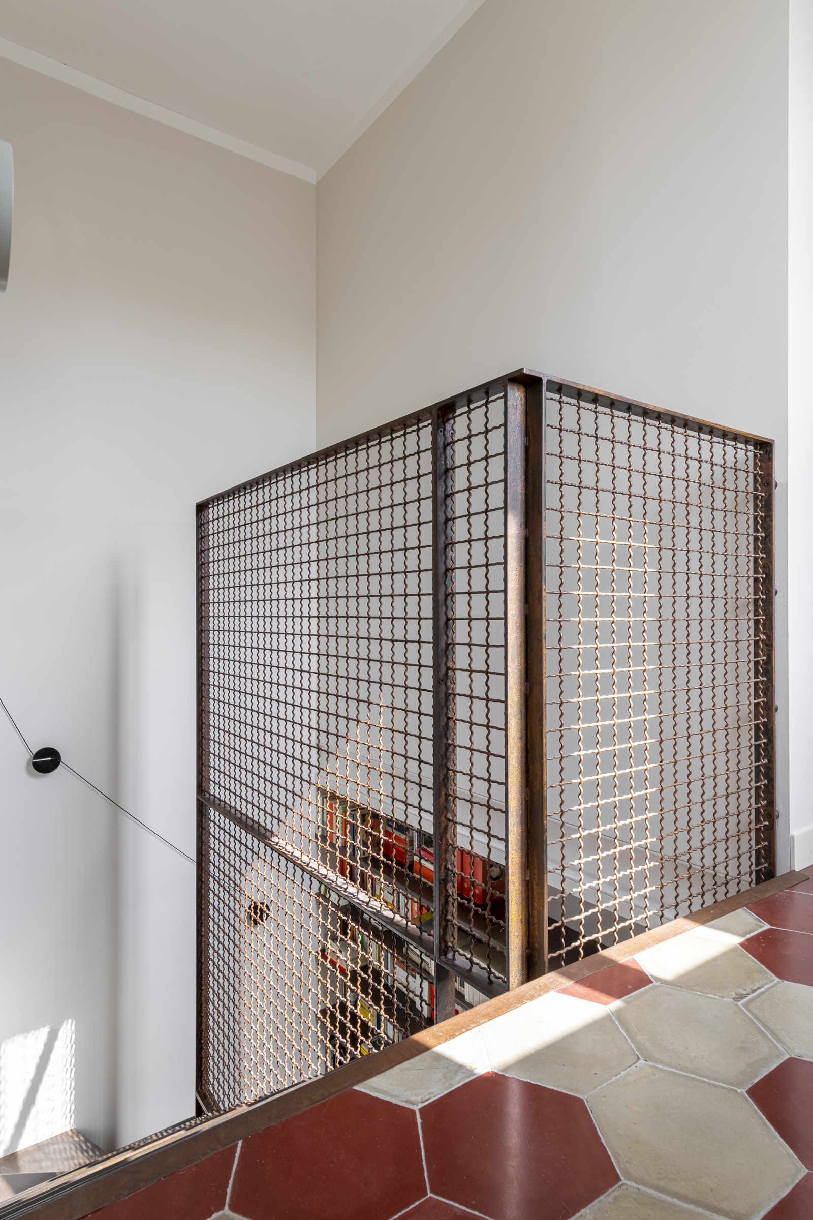 Studio Project 24